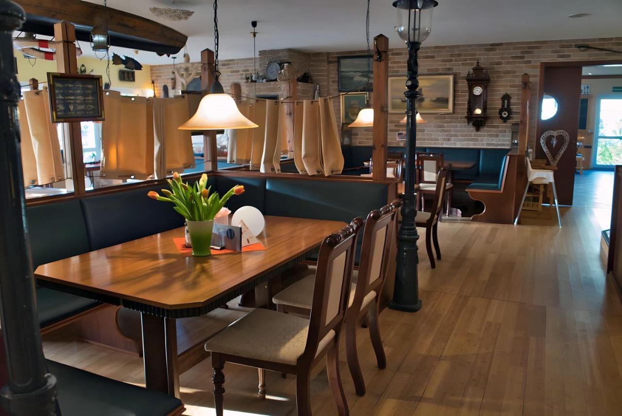 Hotel Windland Breege Buitenkant foto